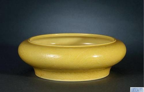 最低价|到处都有漏可捡,刚结束的保利秋拍最低价成交瓷器仅6900元