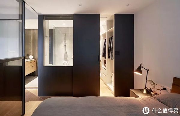 小空间|生活艺术家 篇二十八:成都夫妻的45㎡婚房火了,坚持一体式布局,却有藏不住的高级感