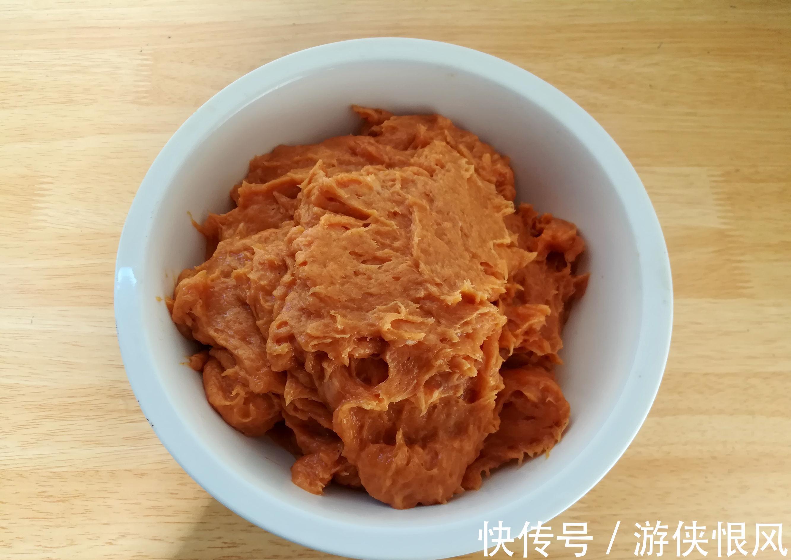 自制香肠并不难，只需1种调味料，一次就成功，孩子超爱吃