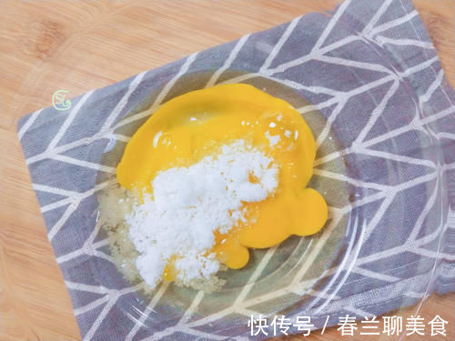 糯米粉还能这样做，简单拌一拌，一口一个嘎嘣脆，孩子太爱吃了