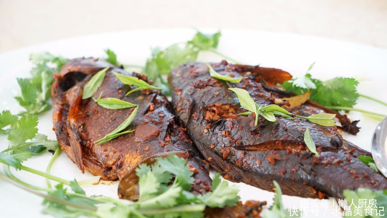 熏鱼|茶叶除了喝茶还能做菜,大厨教你做不一样的熏鱼和焗虾,快来学