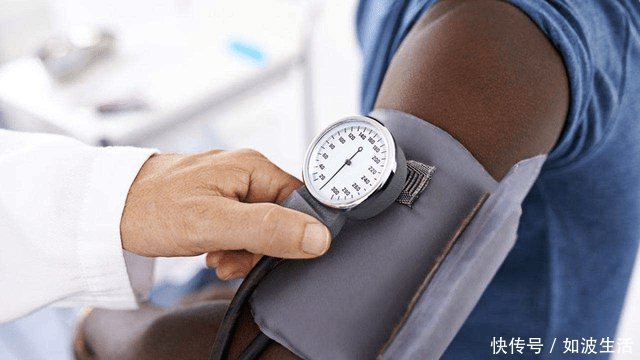 中老年人|比油盐还伤血管,世卫组织已呼吁停止食用,高血压人群尽量少碰