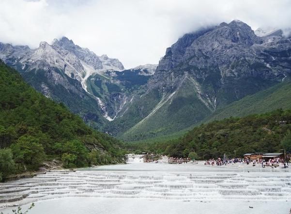 云南一条会“变色”的河谷，风景堪比九寨沟，还是一处爱情圣地