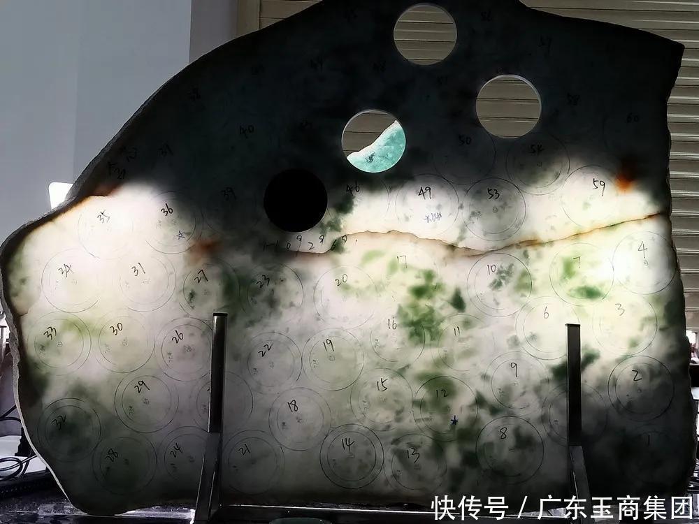 手镯|翡翠每个阶段叫什么?长什么样子?都在这里了!