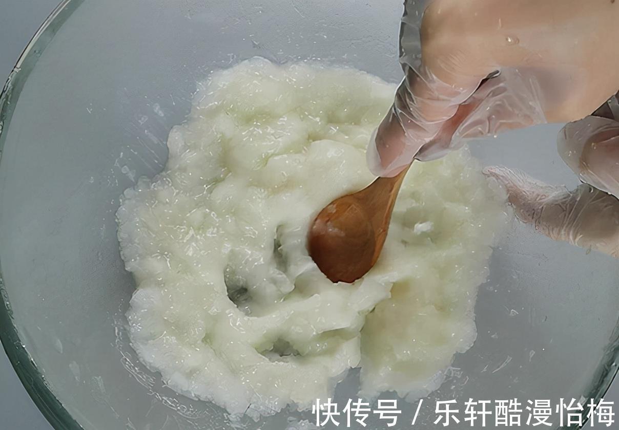 米酒|女人秋冬就应该多吃它山药糯米圆子,营养滋补,香甜软糯