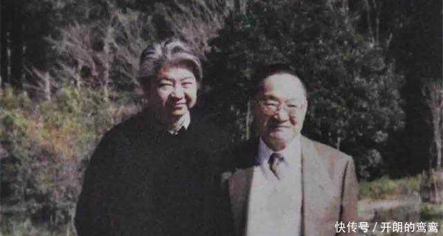 金庸谈蔡澜吃喝嫖赌,什么都懂