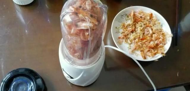 爆盆|养花不开花?自制“开花肥”,浇盆里猛开花,不用花钱买