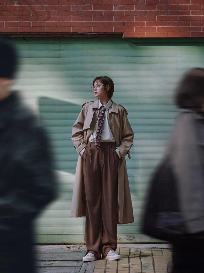 穿风衣别大意，“鞋子”才是最重要的