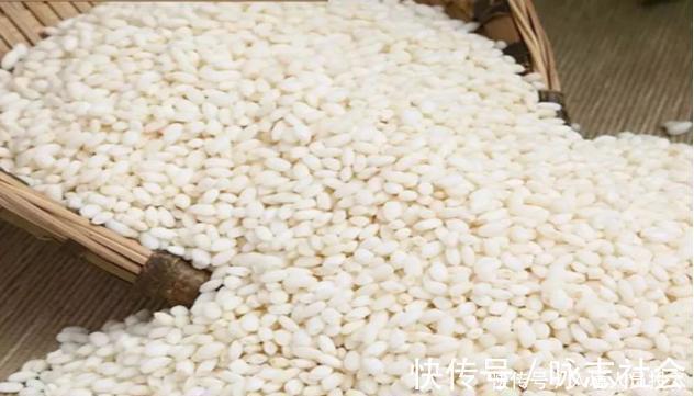 韩国这道小吃多数人都没吃过，我们自己在家也可以制作，简单美味