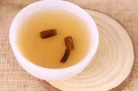  受损|肝受损时，指甲会有一些“表现”，切莫忽视