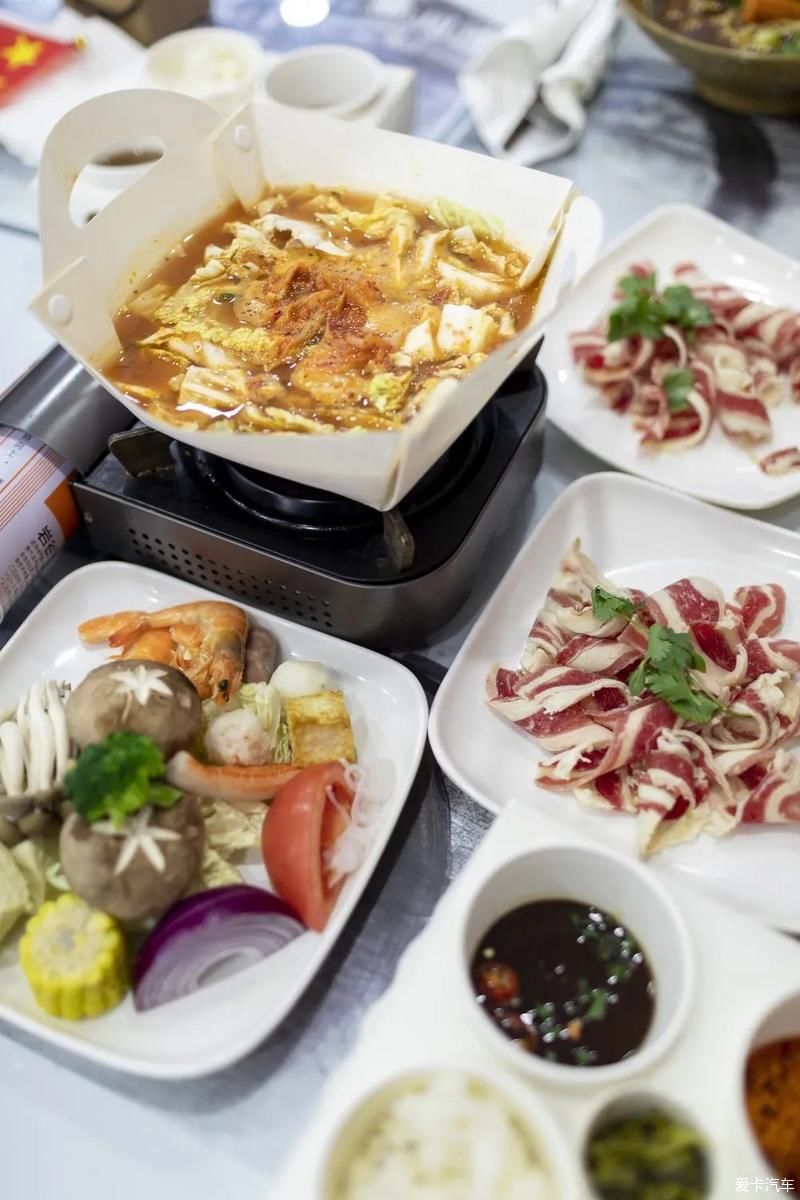 老年|走进富有年味的周庄