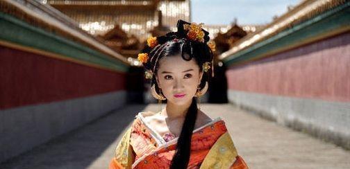 打入冷宫|此妃子被打入冷宫,半个月无人送食,太监开门惊呼你是神仙吗