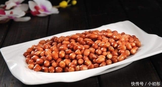 花生米|大厨说漏嘴 炒花生米时, 多加一个步骤, 炒出的花生米又香又脆