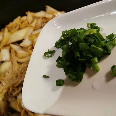 川味酸辣白菜金针菇