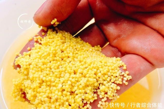 熬小米粥时,最忌讳直接下锅煮!大厨牢记3点,米油厚,特香稠