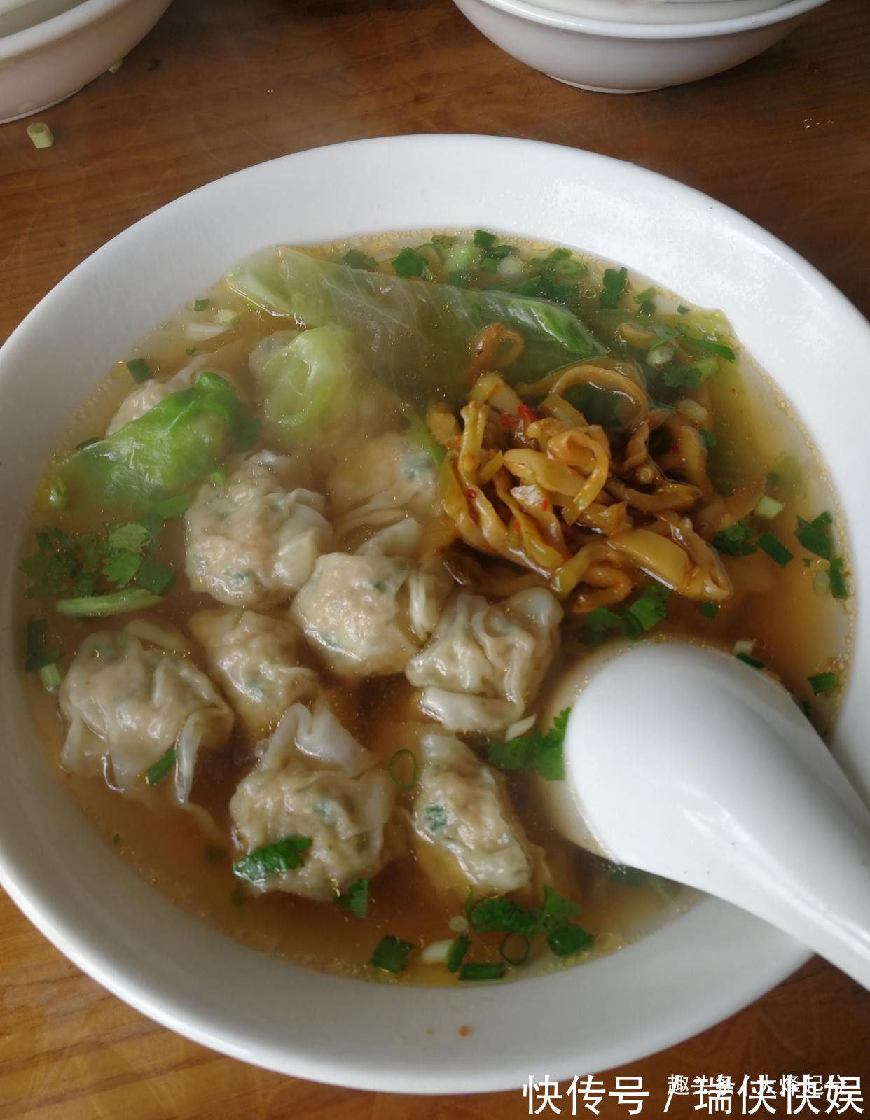 食材|调小馄饨馅时1种食材最重要,馄饨店主教3个诀窍,馄饨好吃无异味