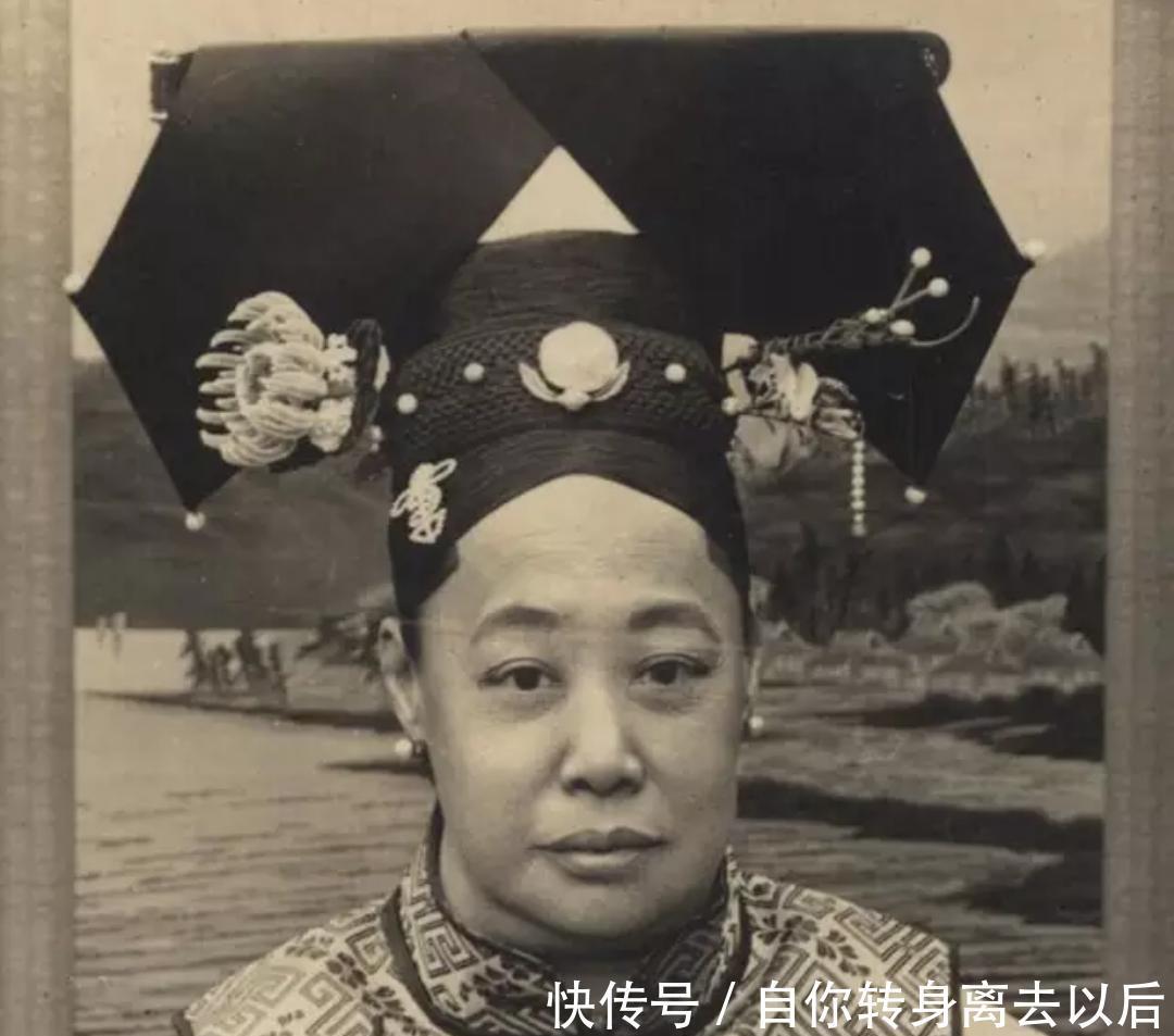 珍妃|晚清绝版后妃照,珍妃冷艳,婉容高贵,只有她敢自诩晚清第一美人!