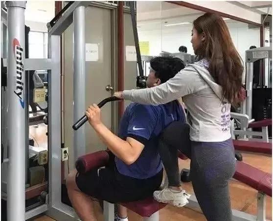 大长腿|身高175cm的韩国美女私教,大长腿搭配小蛮腰,运动让她魅力四射