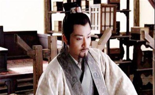 宋江@梁山好汉四个字闻名天下,但水浒中最奸诈的人,就在梁山中