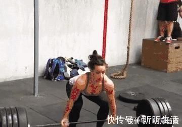 動作|作為健身愛好者別說你不會做硬拉，4種典型的硬拉你要好好了解下