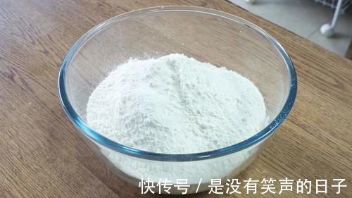 馒头|馒头教你这样做，不用酵母不加水，个个蓬松不塌陷，撕着吃更过瘾