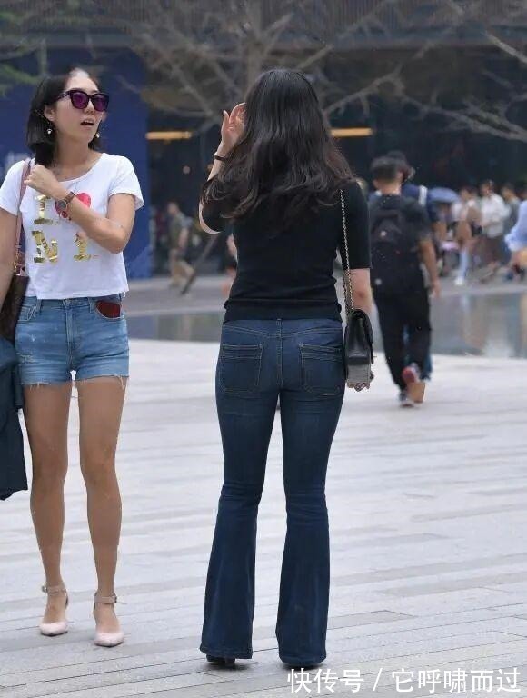 美女 上身胖该如何穿切忌单方面入手，让整个穿搭出现“四不像”！