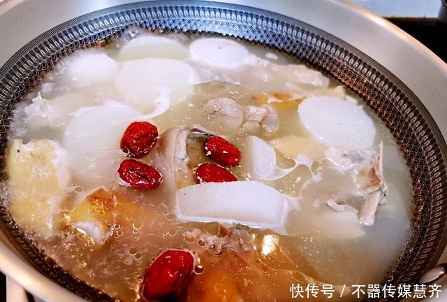 手软|炖羊肉放姜一定不能手软,才能汤鲜味美,无腥膻