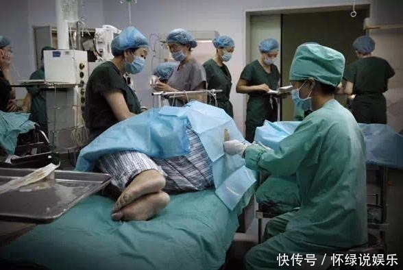 三胞胎|孕妈多次产检都是三胞胎,剖腹产却蹦出来,双龙双凤四胞胎!