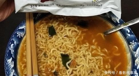 泡面|汤里全是“精华”的四款泡面,汤达人自愧不如,康师傅望尘莫及
