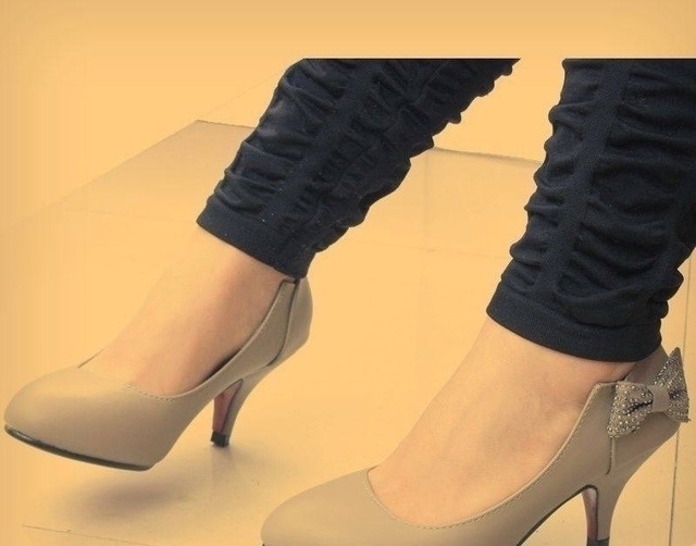 女性 女人的高跟鞋,就是男人的脸,凸显女性完美的气质