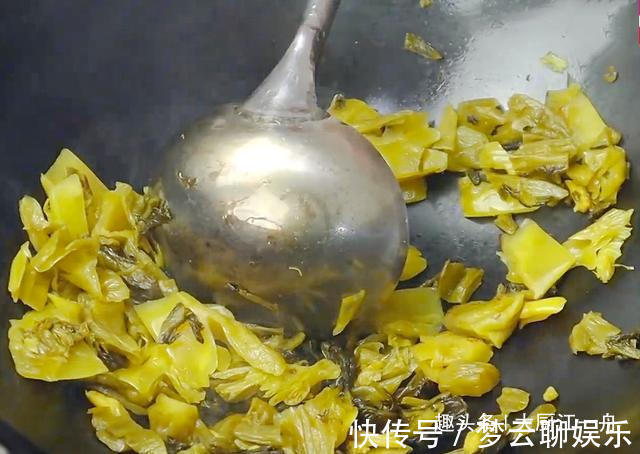 鱼片|做酸菜鱼时，很多人第一步就没做对，教正确做法，鱼片嫩滑无腥味