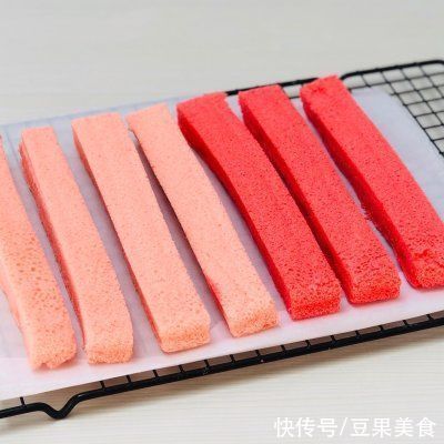 #2021亲子烘焙组——“焙”感幸福#眼影盘白玉卷