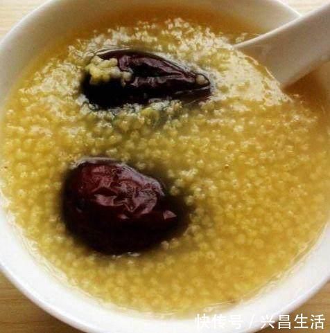 维生素b|红枣与它是“天生一对”连食7天,不仅气色好了,睡眠也改善了