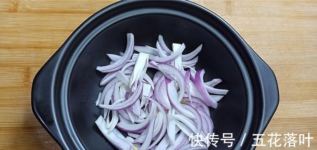 这才是干锅千页豆腐简单家常做法，豆腐鲜香入味，好吃下饭过瘾！