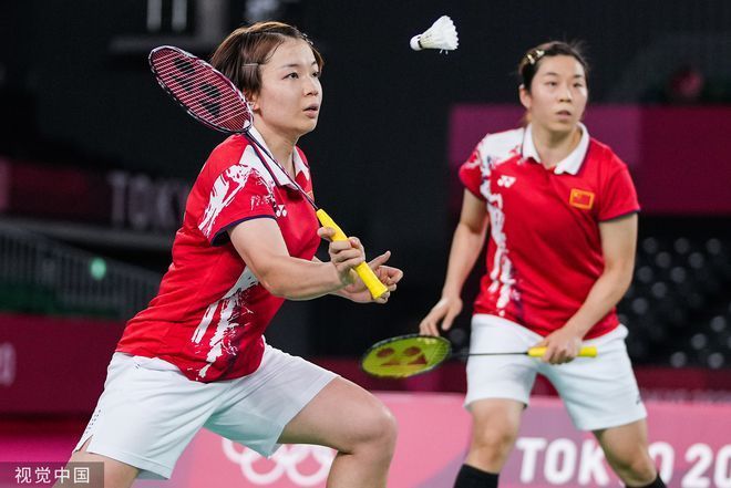 女双|国羽女双三局惜败日本!世锦赛:男双独苗逆转进八强