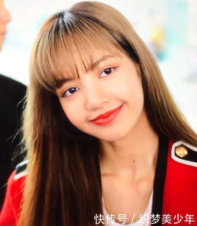 裤子|Lisa穿露脐装高调炫腹,穿错裤子大腿粗一圈,这下翻车了