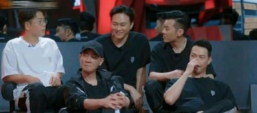 披荆斩棘的哥哥首轮淘汰名单曝光，3人遗憾出局，欧阳靖成意难平