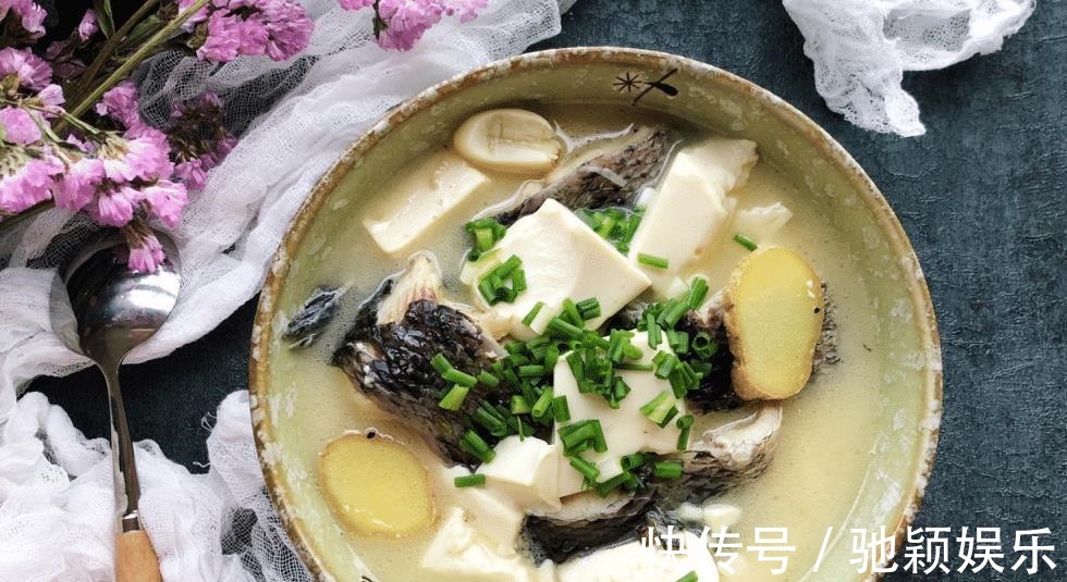 入秋后,草鱼鲫鱼靠边站,不如吃它,肉肥刺少,常喝气色更好