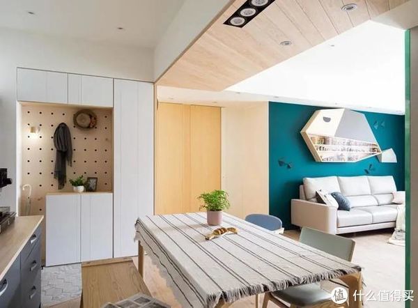 公寓|仅有70㎡的家,被改造成3室2卫2厅,入户清新舒适风,很有烟火气