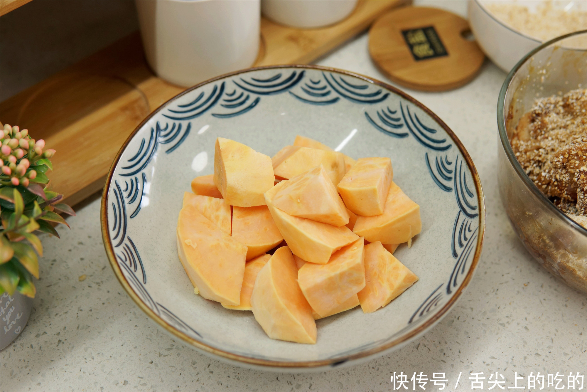 窍门|做粉蒸肉,老一辈传下来的3个窍门,五花肉酥烂不腻,米粉不夹生