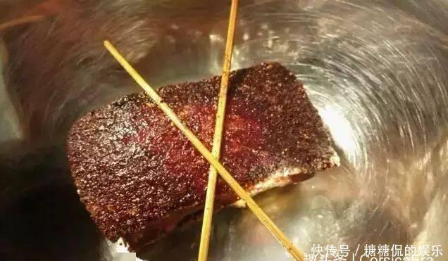 必备|芋头扣肉的家常做法，油而不腻，开胃下饭必备菜