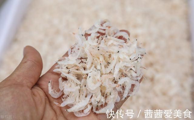 买虾皮时,“生虾皮”和“熟虾皮”要分清,二者差别大,别买错