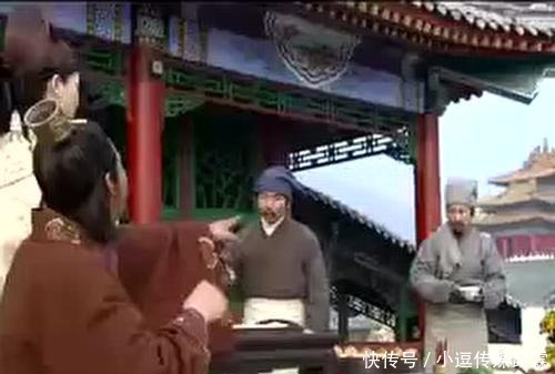 宴请|朱元璋宴请大臣,皇后给刘伯温一个梨两颗枣,刘伯温立马告老还乡