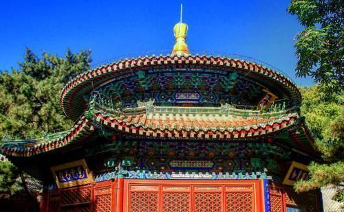 中年|中国建造的第一座寺庙,风景优美文物众多,每天有专人驻守