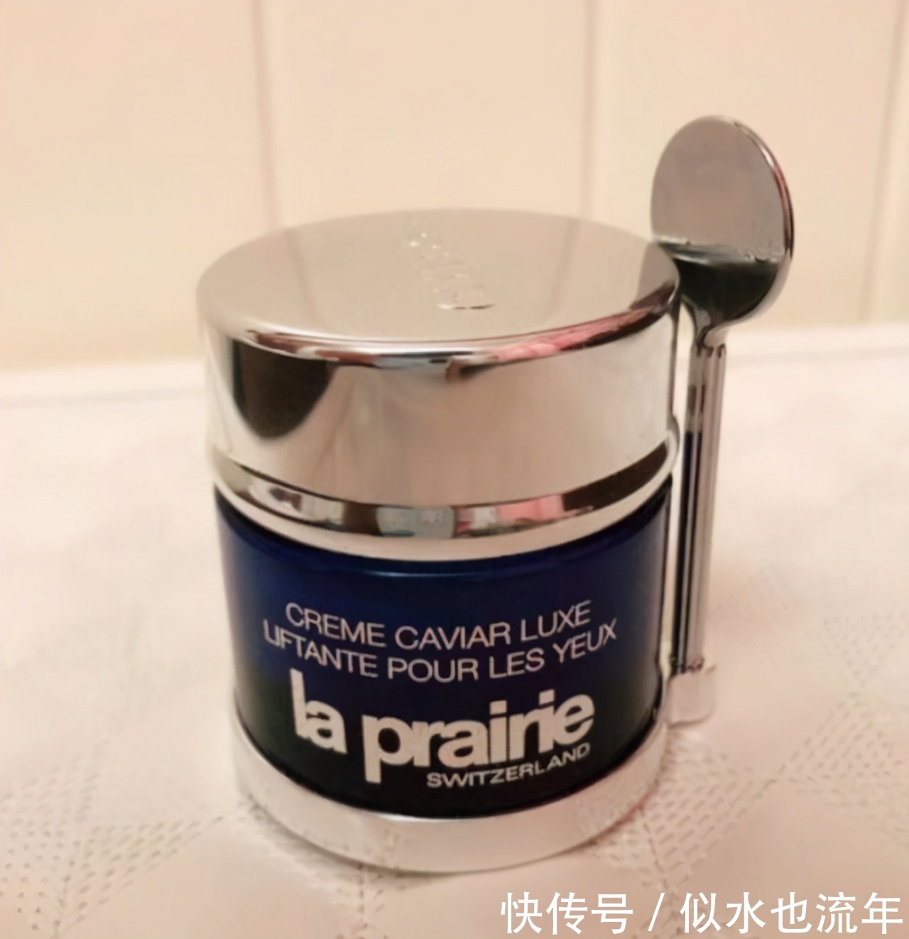 眼袋|深层补水保湿抗皱眼霜推荐:恢复肌肤的弹性,让眼部肌肤更年轻