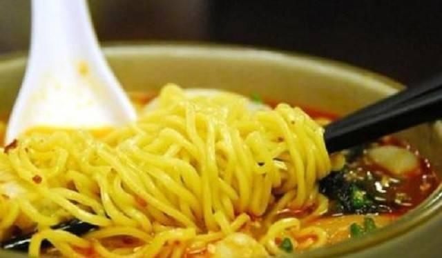 原因|俄罗斯向中国进口5万箱方便面,没过几天却要退货原因乐坏中国