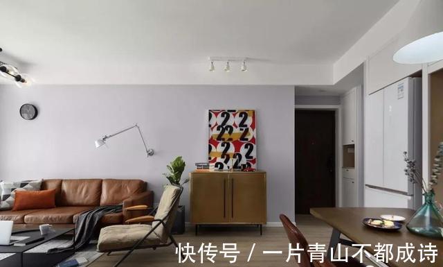 利用率|越来越多人舍弃“装饰型”电视墙,学她家打一排柜子,真的超实用