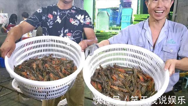 去虾线，用牙签就错了！海鲜店老板偷偷教我一招，厉害了