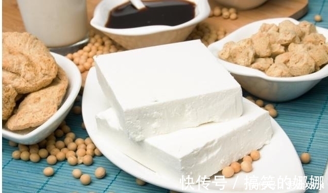 痛风|尿酸高的人,吃饭时谨记这“3吃3不吃”,痛风也会悄悄“离开”