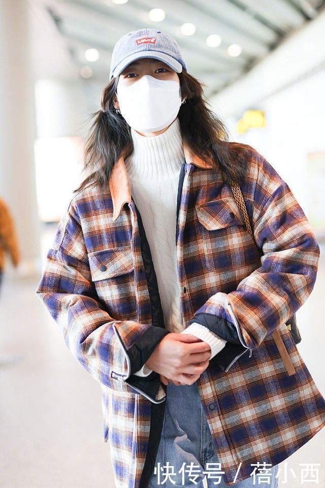 潮流|刘雯不愧是超模,简单穿一身休闲装都特有高级感,轻松引领潮流